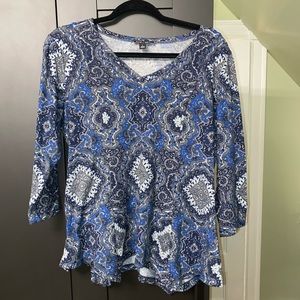 Roz&Ali Blue Pattern Top
